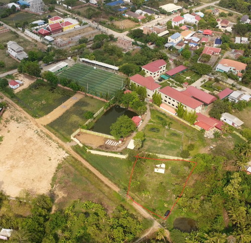 ដីលក់តម្លៃក្រោមទីផ្សារ