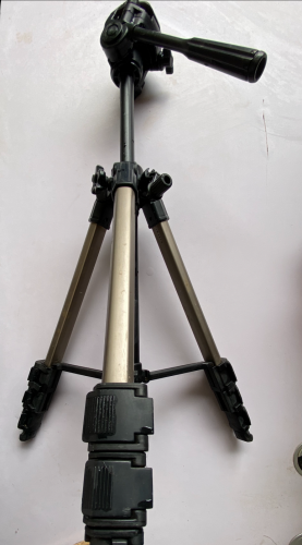 ថ្មីស្អាត