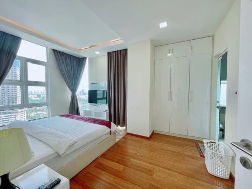 🏢 2-Bedroom Condo for Rent – Skyline Tower A