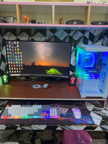 កុំព្យូទ័រទើបតែនឹងទិញចង់លក់វិញ មេៗ ថោកៗលក់តែ 375$ ប៉ុន្នោះ