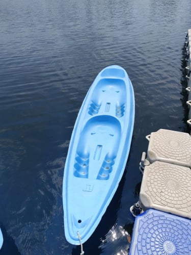 ទូកកាយ៉ាក់/ kayak