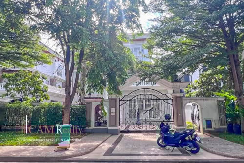 5+1 Bedrooms Prince For Rent In Borey Peng Huoth Boeng Snor