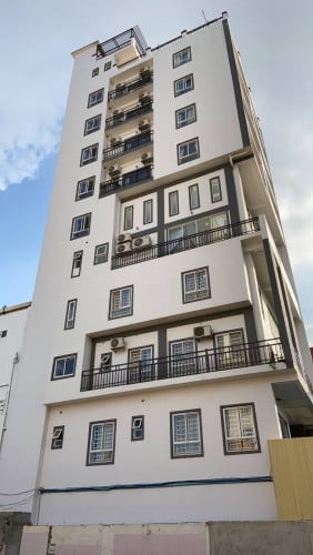 Building for Rent in Toul Tom Poung