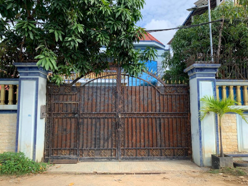 ផ្ទះសម្រាប់លក់