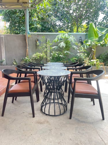 table set for coffee shop and restaurant
