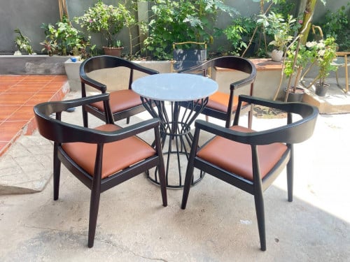 table set for coffee shop and restaurant