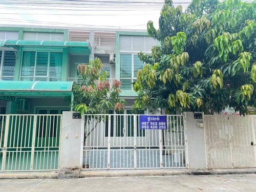 ផ្ទះលក់បន្ទាន់83000$ free ប្លឹងរឹង