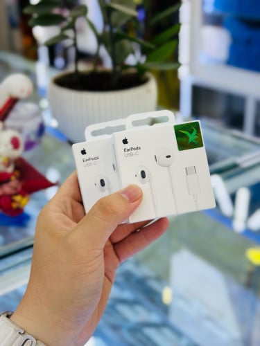 កាស់សុីន iPhone Type C តម្លៃល្អ