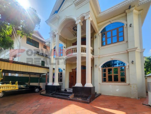 8 Bedrooms villa available for rent in Toul Kork area.
