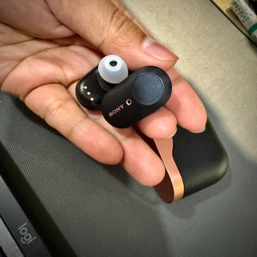 Sony WF-1000XM3 Wireless Earbuds – Good Condition