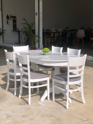 តុបាយជើងល្រឡឹង រាងពងក្រពើ