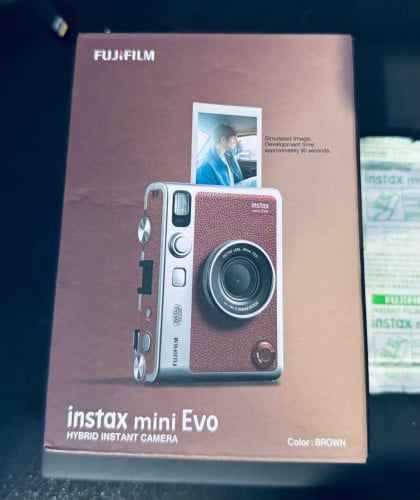 លក់Camera Fujifilm Instax mini Evo មួយទឹកស្អាត99% 180$​