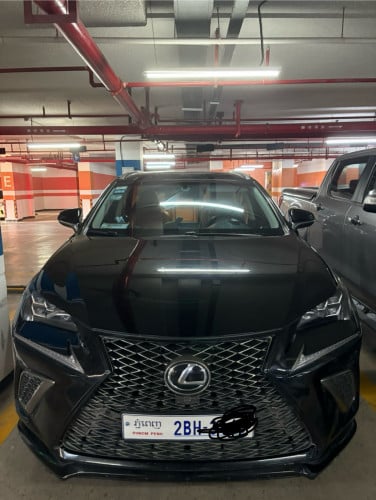 2015 LEXUS NX200t