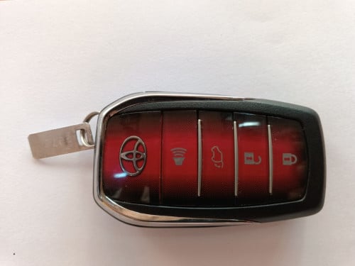 FortunerTRD លក់មួយគ្រាប់ ស្រីន១០០% ថ្មី៩៩%