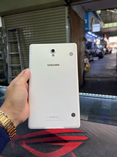 Samsung Tab S 16G Ram3G Sim WiFi អេក្រង់ច្បាស់ខ្លាំង