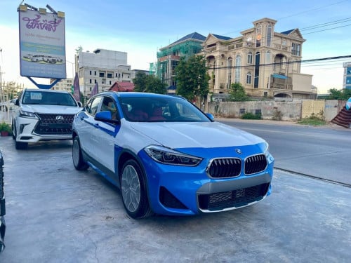BMW X2 S-Drive 18i 2022 ឡានថ្មីខ្លាញ់គោ