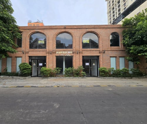 Building Sonthormok Tuol Kok for rent