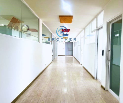 Office Space for Lease 140m2 | $11/m2