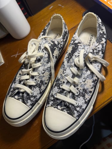Original Converse Shoes for sell