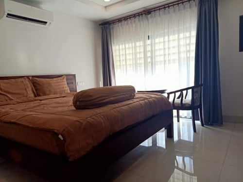 PRICE 200$ 200$ 200$  per month  located: TTP