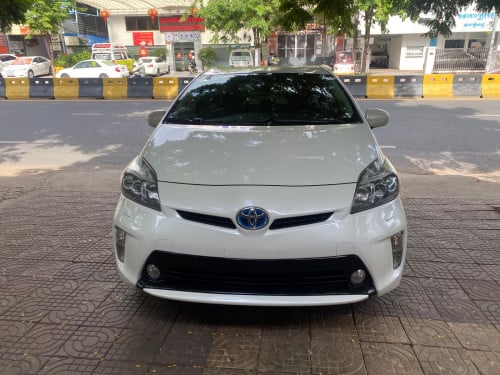 Prius 2014 Option 5 ថ្មីណាស់