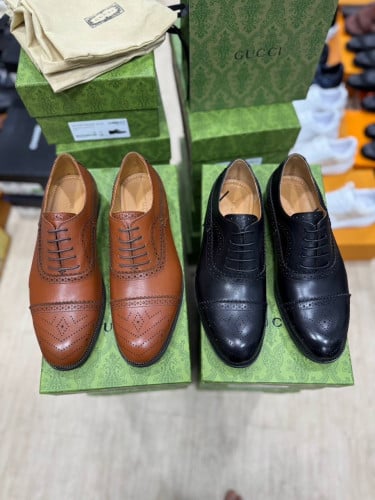 ស្បែក​ជើង​box full set