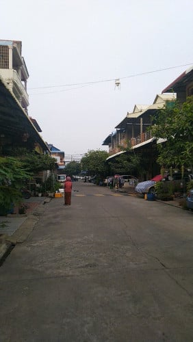 ផ្ទះស្អាតប្លង់រឹង