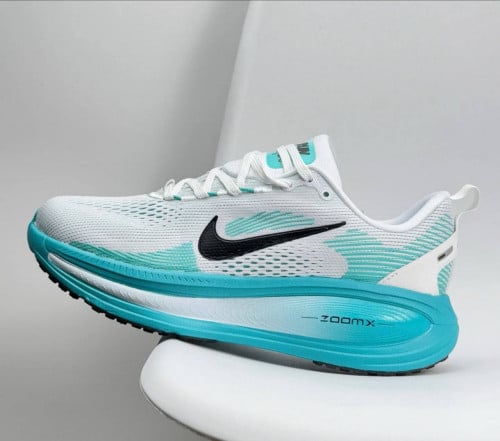 #Nike_Airzoom