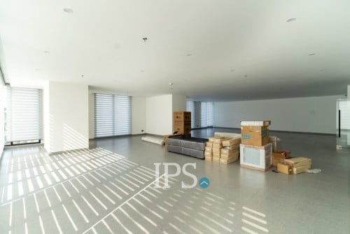 សម្រាប់ជួលៈ 178 SQM OFFICE SPACE FOR RENT – BKK1, PHNOM PENH