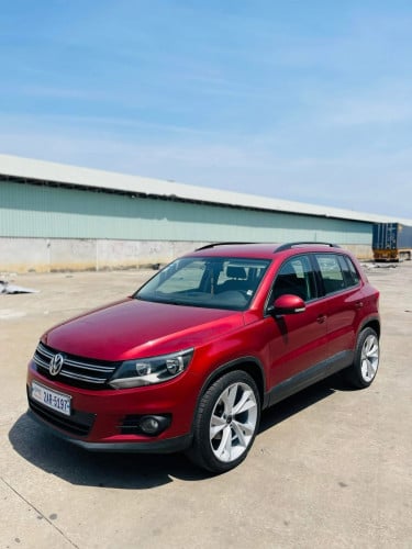Volkswagen Tiguan SUV TSI V4 2.0L ឆ្នាំ​ 2016
