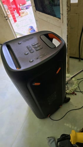 បាស់ jbl 310 ស្អាតប្រើផ្ទាល់ខ្លួន ពីរបីខែចាក់ម្ដងទេ