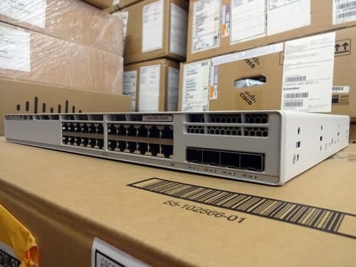 Cisco:   C9200L-24P-4G-E
