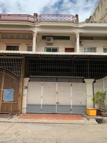 House for rent    -R168