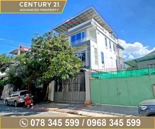 🏠 ផ្ទះវីឡា នៅជិតរង្វង់មូលកាំកូស៊ីធី ​ត្រូវការលក់បន្ទាន់ខ្លាំង