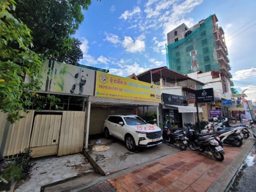 Toul Kork 15x25 3500$/m2