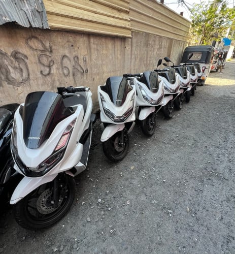 PCXជប៉ុន23តំលៃ3080$ ក្រដាសពន្ធថ្មី freeផ្លាកលេខ មួក សាំង ប្រេងម៉ាសុិន ប្រេងកាលេ ធានា2ឆ្នាំ
