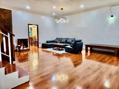 វីឡា​កូនកាត់សម្រាប់ជួល