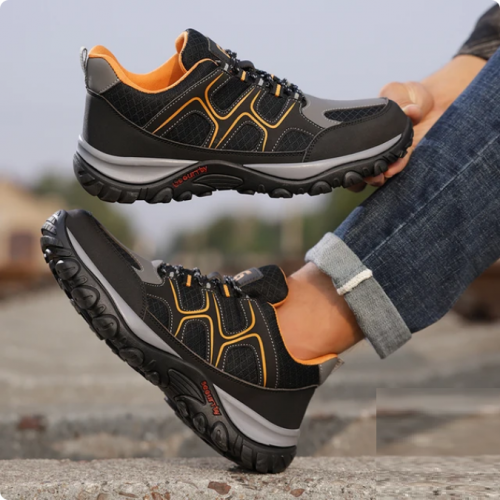 ស្បែកជើងសុវត្ថិភាពក្បាលដែកបាតដែកពណ៍ខ្មៅ (Safety Shoe With Metal Head and Metal Sole)