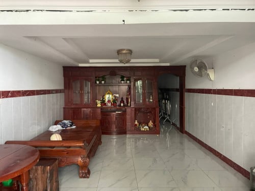 ๐ฆFlat Available for Urgent Sale at a Special Price (Negotiable).