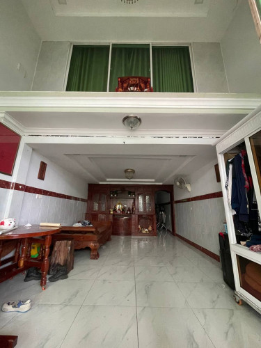 ๐ฆFlat Available for Urgent Sale at a Special Price (Negotiable).