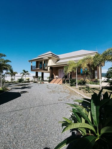 🔖 វីឡាលំហែរ ខេត្តកែប លក់បន្ទាន់ខ្លាំង បញ្ចុះតំលៃ50%