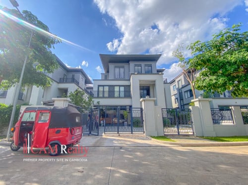 6 Bedrooms Queen Villa For Rent in Borey Chip Mong Grand Phnom Penh