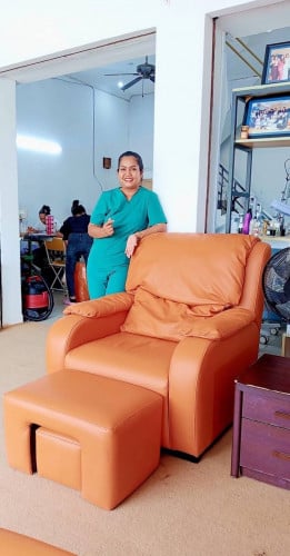 កៅអី ធ្វើក្រចកជាឈុត (លក់ឡៃឡុង)