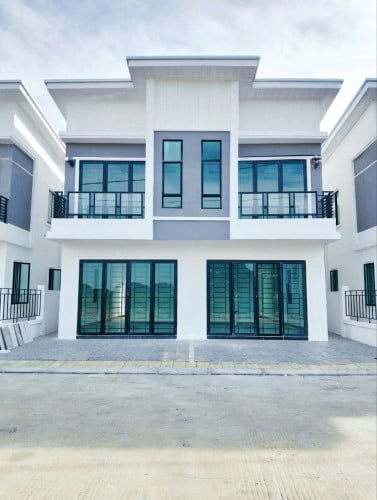 វីឡាភ្លោះ41,500$