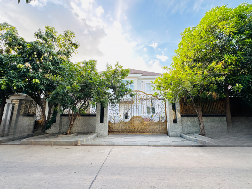 🌟វីឡាទោល​  សម្រាប់លក់​ បុរី អង្គរភ្នំពេញ