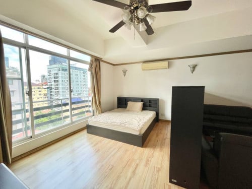 STUDIO UNIT FOR RENT – BKK1 ✨