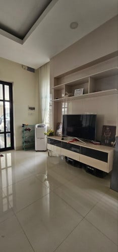 ផ្ទះវីឡាភ្លោះសម្រាប់ជួល