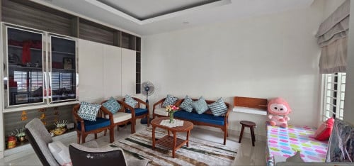 ផ្ទះវីឡាភ្លោះសម្រាប់ជួល