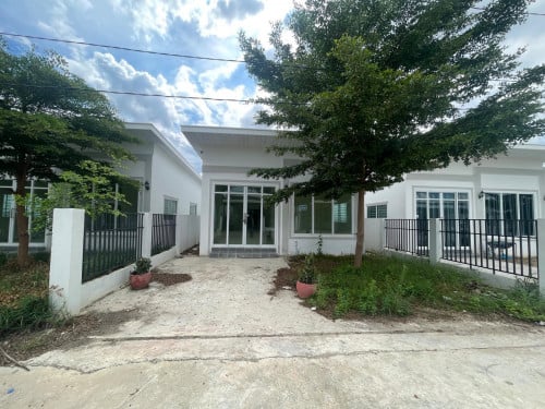 ផ្ទះសម្រាប់លក់