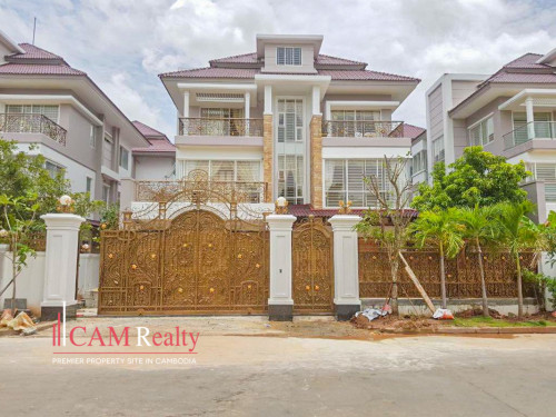 6 Bedrooms Queen Villa For Rent in Borey Peng Huoth Boeng Snor